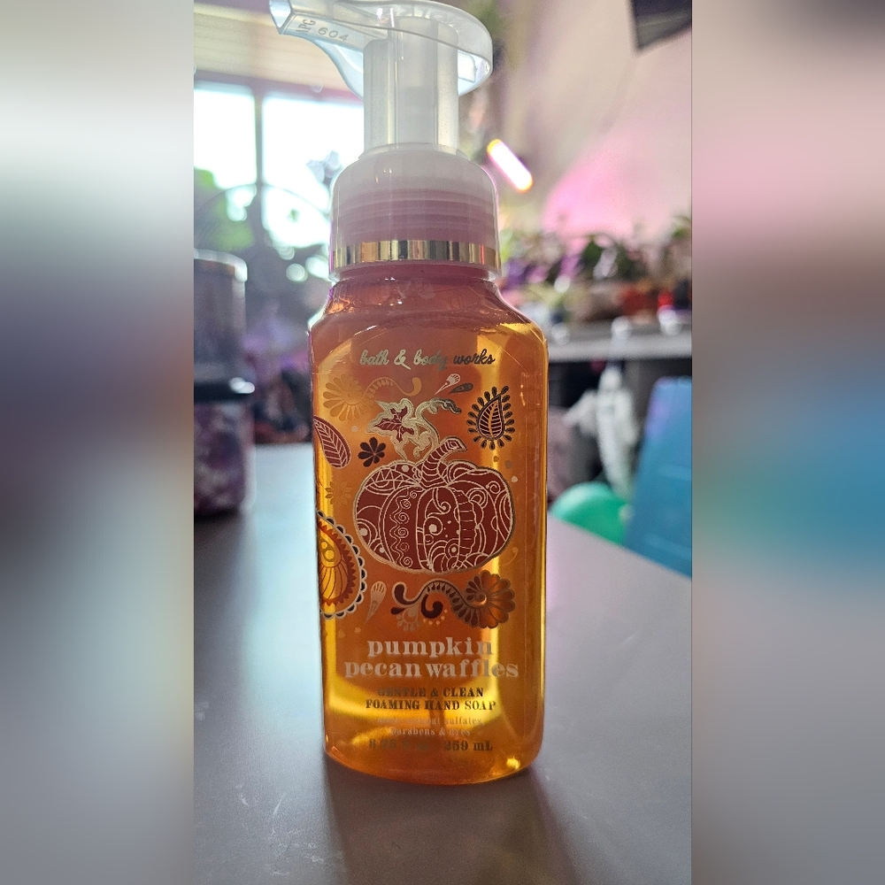 Pumpkin pecan waffles foaming hand soap